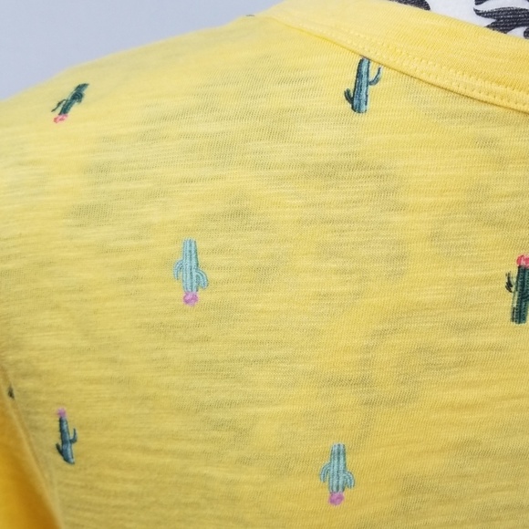 Old Navy "Everywear" Cactus Print Slub Tee - Picture 6 of 8
